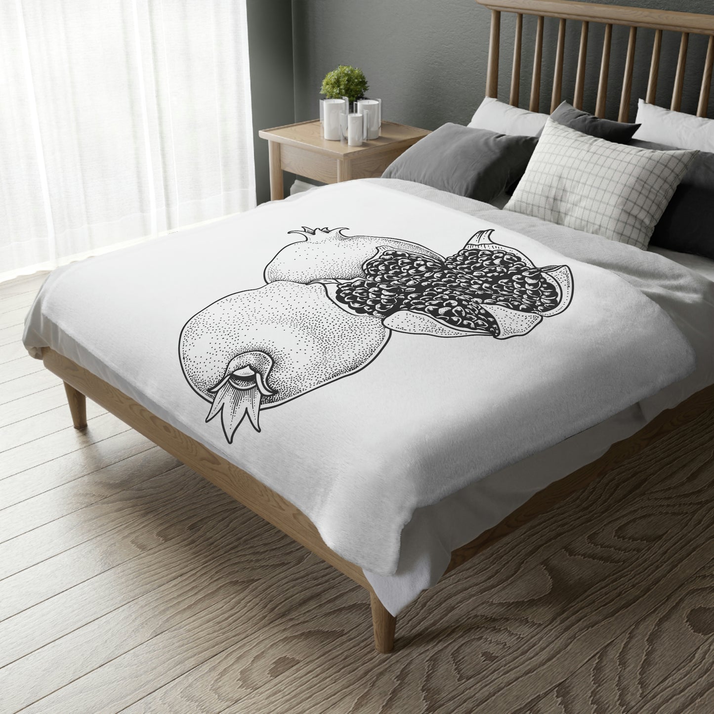 Pomegranate Velveteen Minky Blanket (Two-sided print)